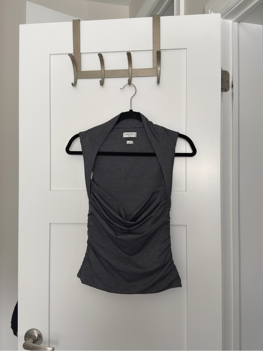 Aritzia Casual Contour Flourish Top - Charcoal Grey